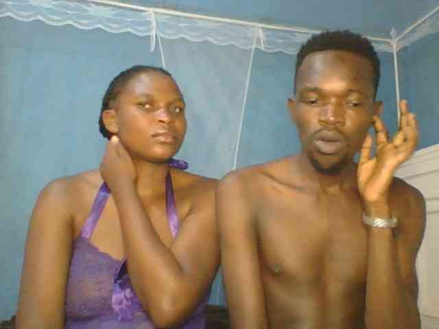 Shadia45 webcam