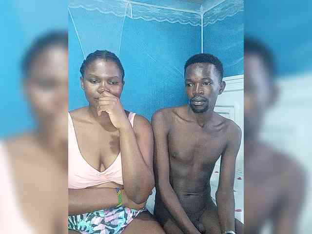 Shadia45 webcam