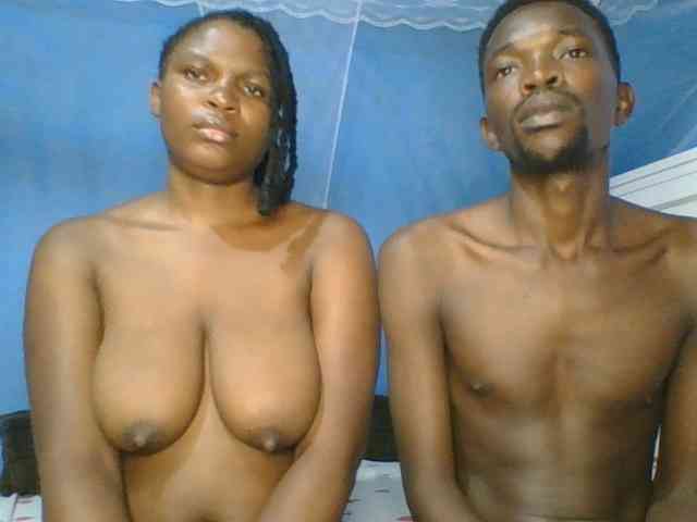 Shadia45 webcam