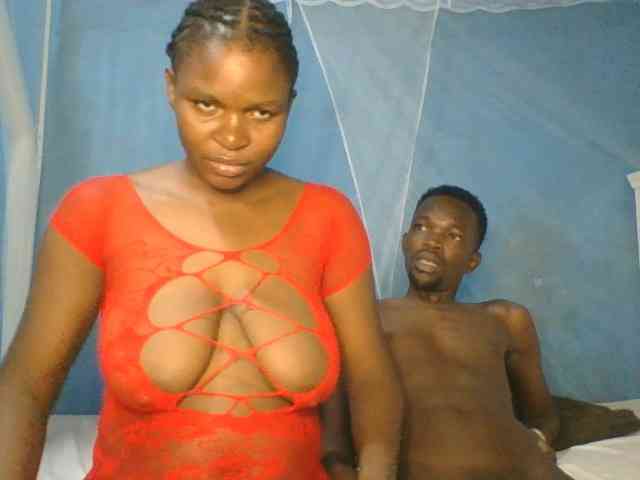 Shadia45 webcam