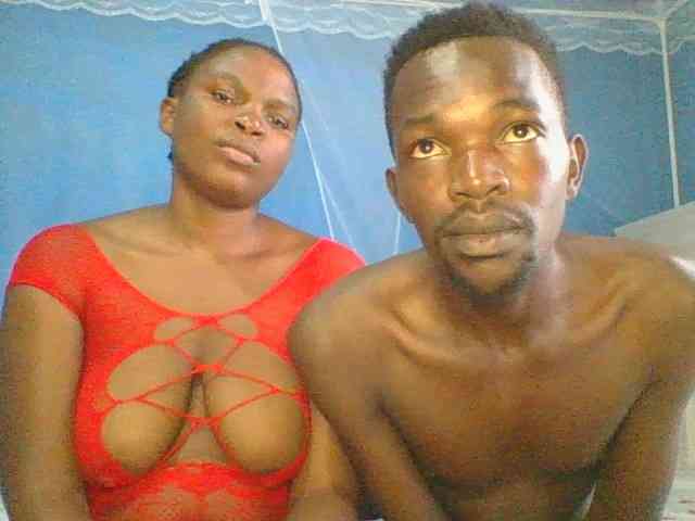 Shadia45 webcam