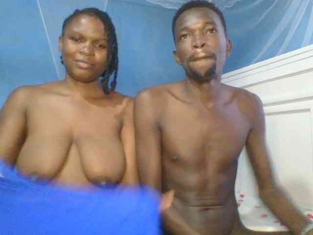 Shadia45 webcam