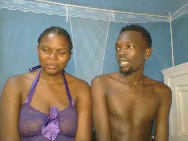 Shadia45 webcam