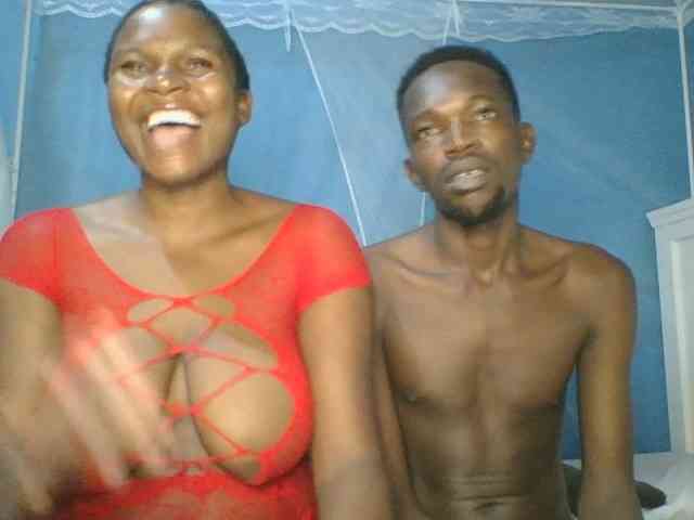 Shadia45 webcam