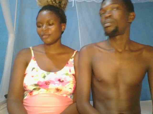 Shadia45 webcam