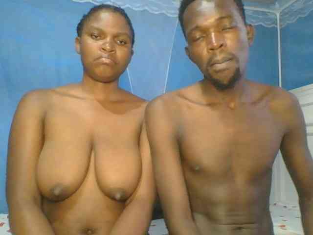 Shadia45 webcam