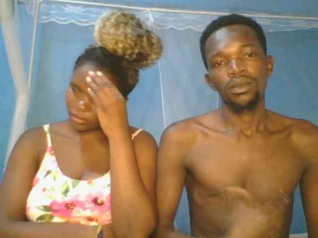 Shadia45 webcam