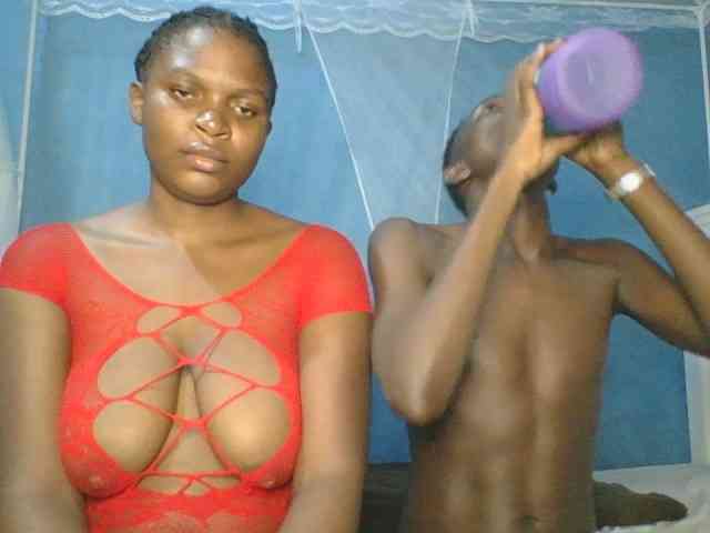 Shadia45 webcam