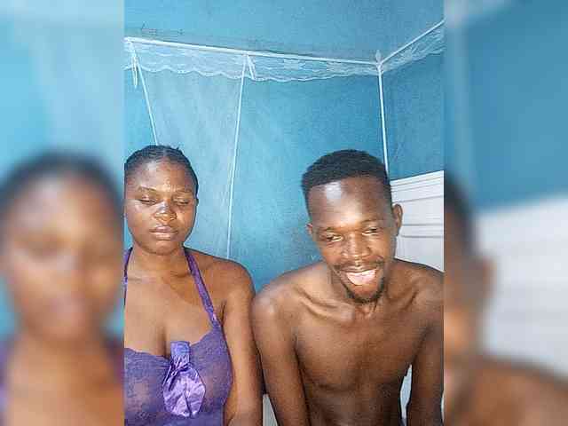 Shadia45 webcam