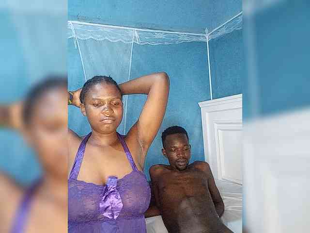 Shadia45 webcam