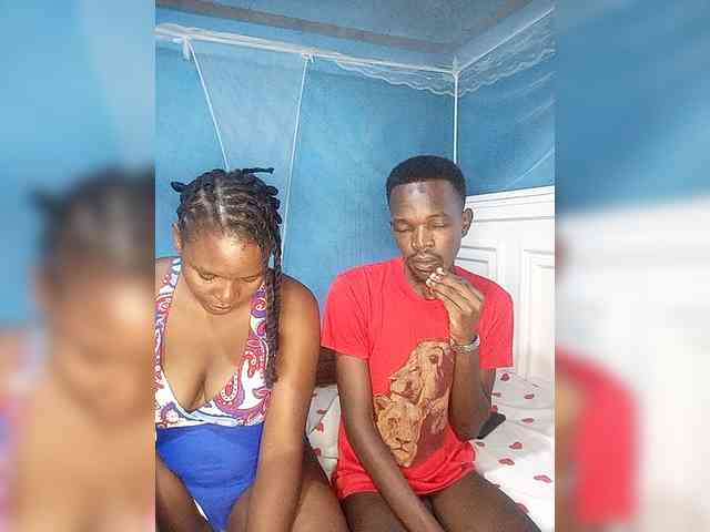 Shadia45 webcam