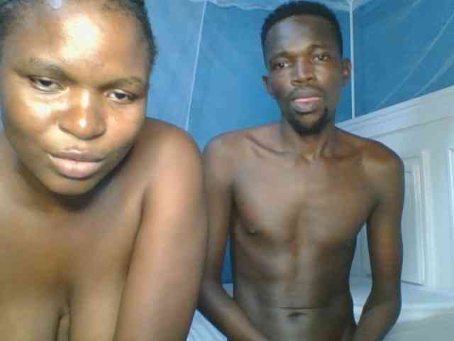 Shadia45 webcam
