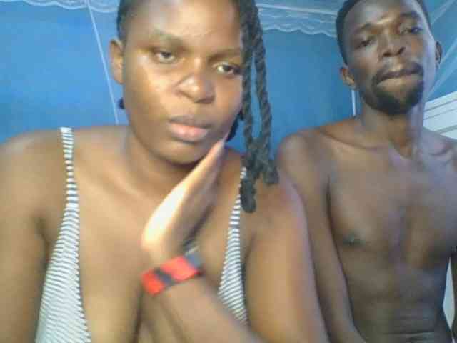 Shadia45 webcam