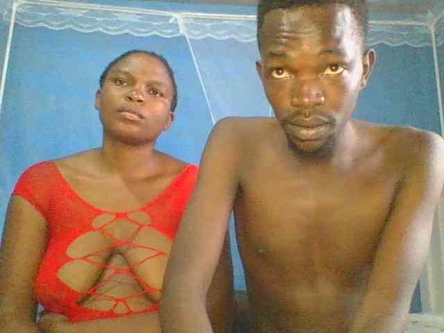 Shadia45 webcam