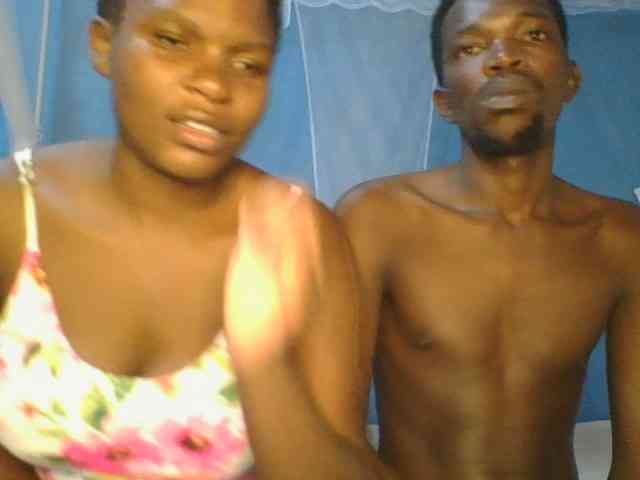Shadia45 webcam