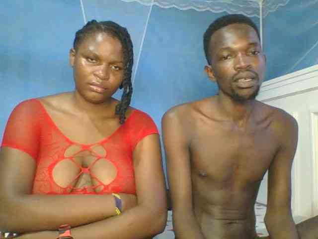 Shadia45 webcam