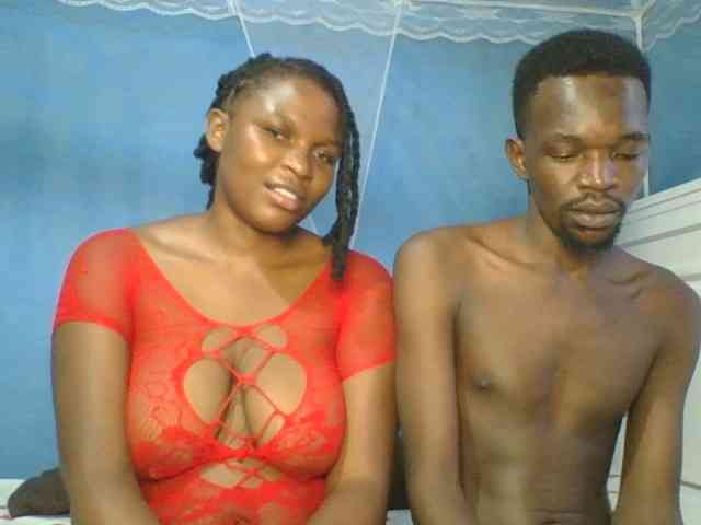 Shadia45 webcam
