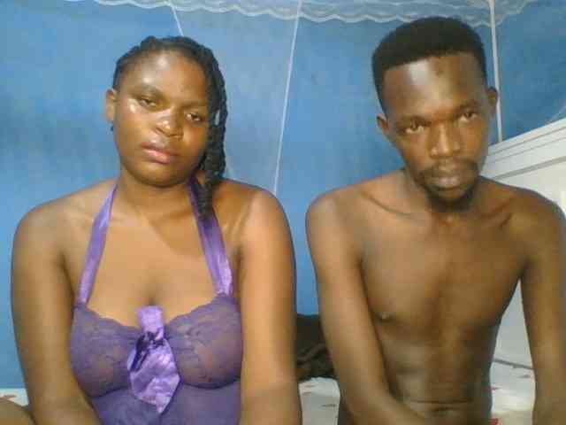 Shadia45 webcam