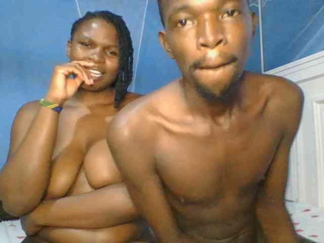Shadia45 webcam