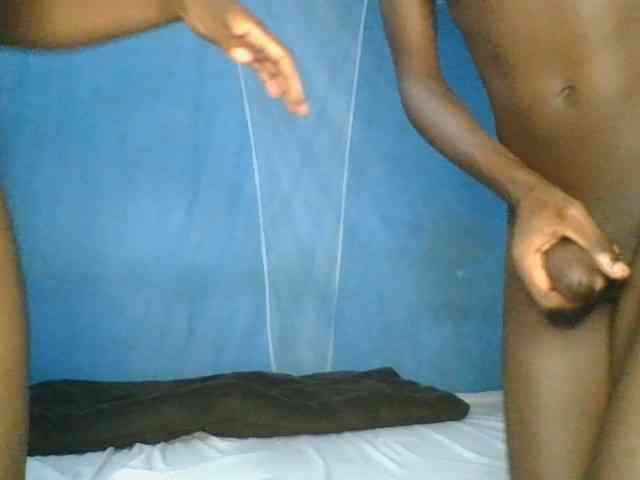 Shadia45 webcam