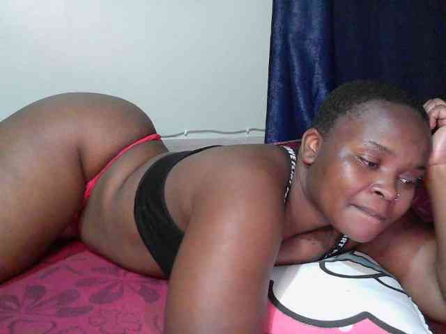 Queen-venny Live Webcam on BongaCams