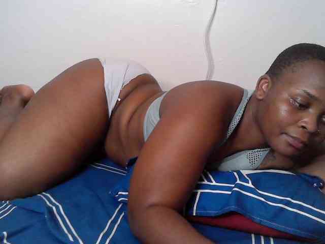 Queen-venny webcam