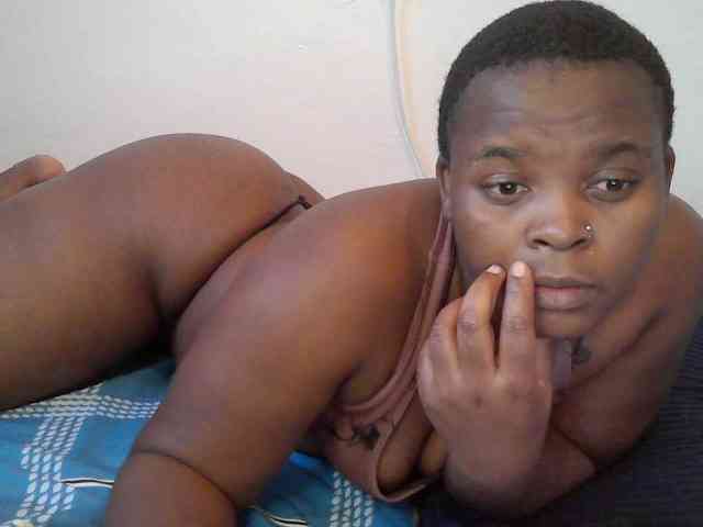 Queen-venny webcam