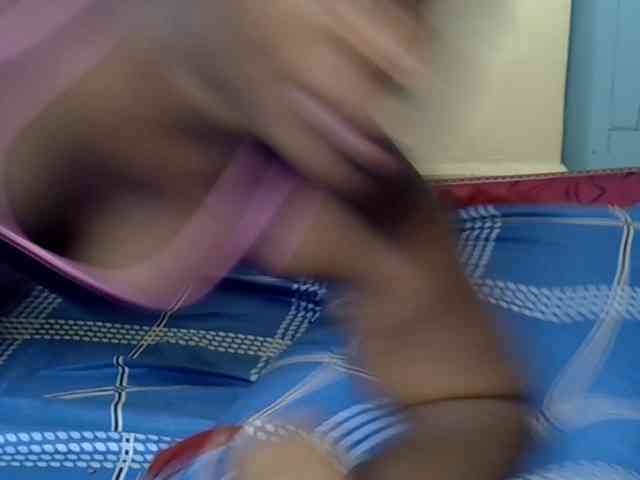 Queen-venny webcam