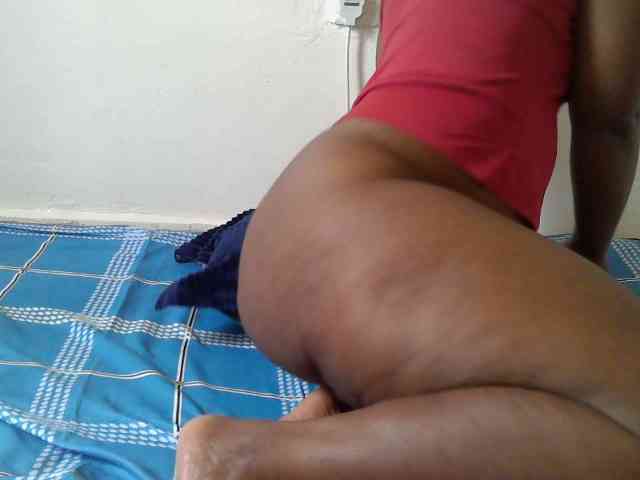 Queen-venny webcam