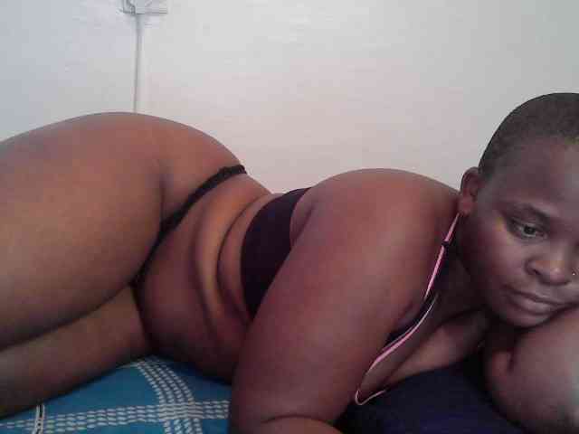 Queen-venny webcam