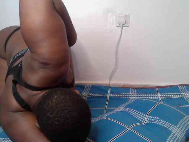 Queen-venny webcam