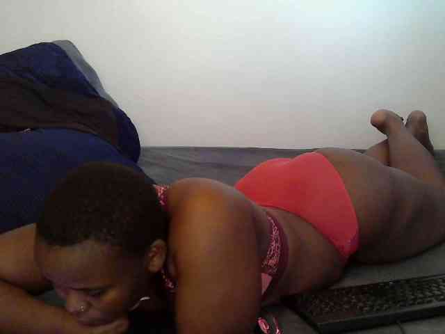 Queen-venny webcam