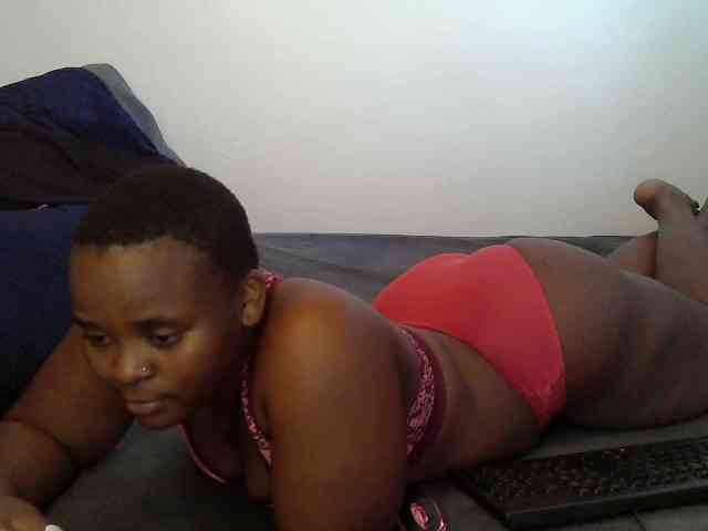 Queen-venny webcam
