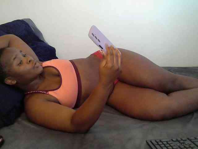 Queen-venny webcam