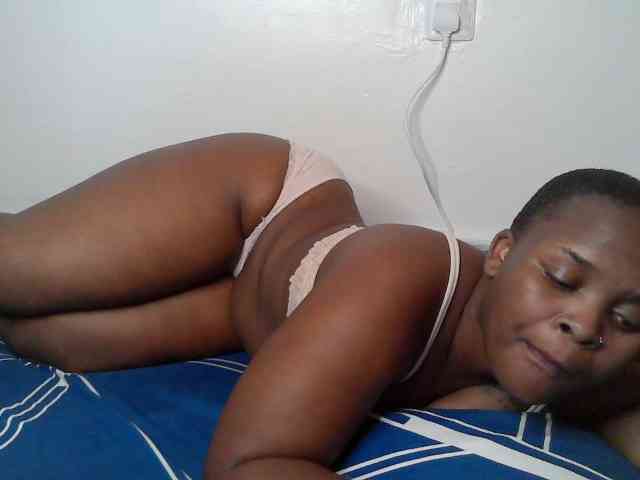 Queen-venny webcam