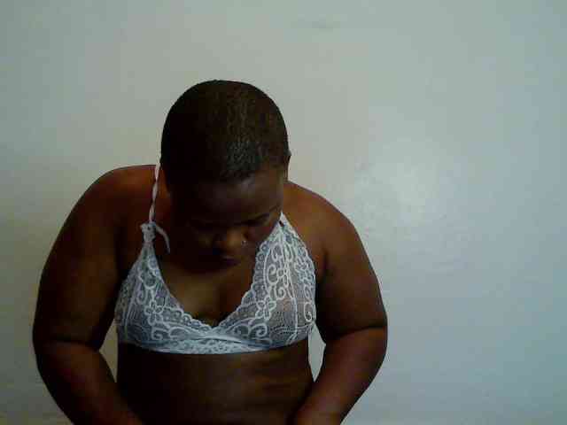 Queen-venny webcam