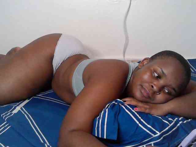 Queen-venny webcam