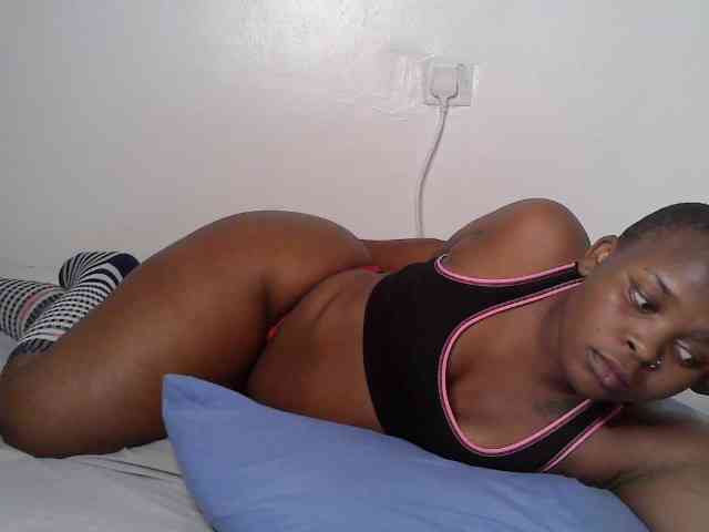 Queen-venny webcam