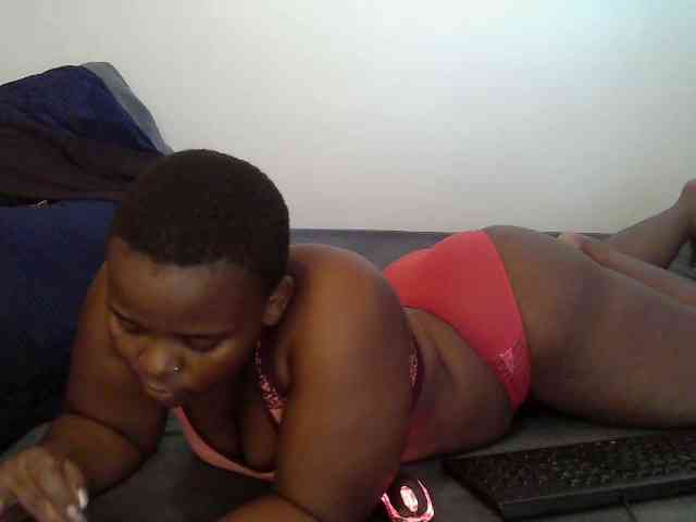 Queen-venny webcam