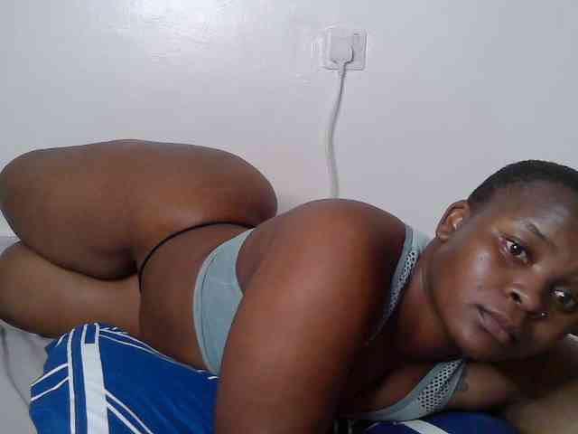 Queen-venny webcam