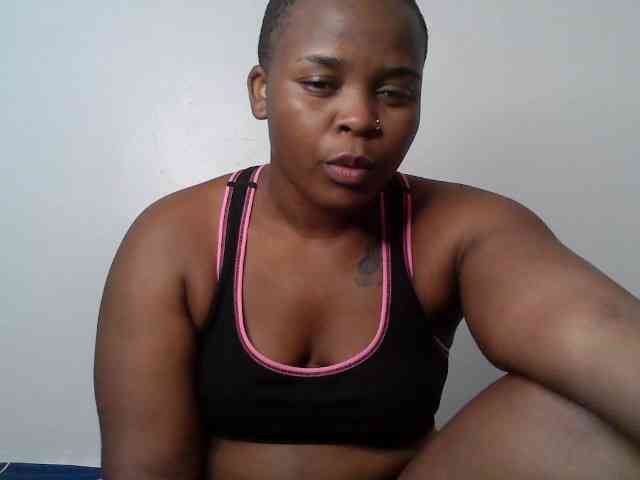 Queen-venny webcam