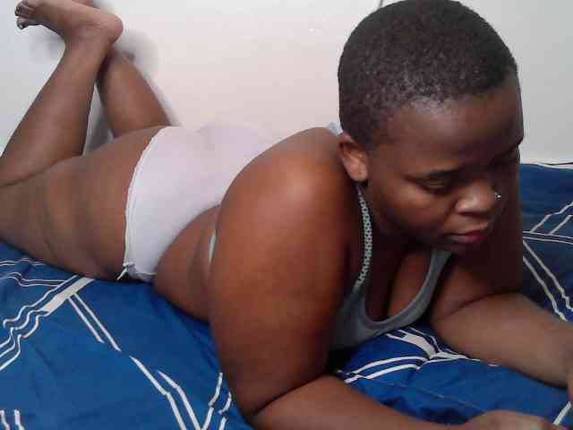 Queen-venny webcam