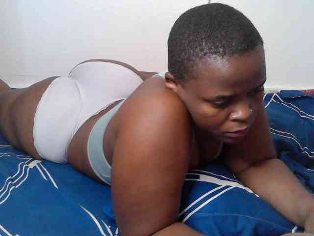 Queen-venny webcam