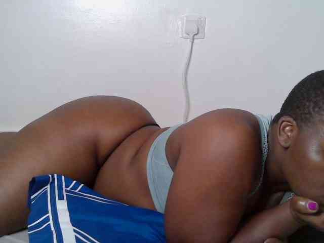 Queen-venny webcam