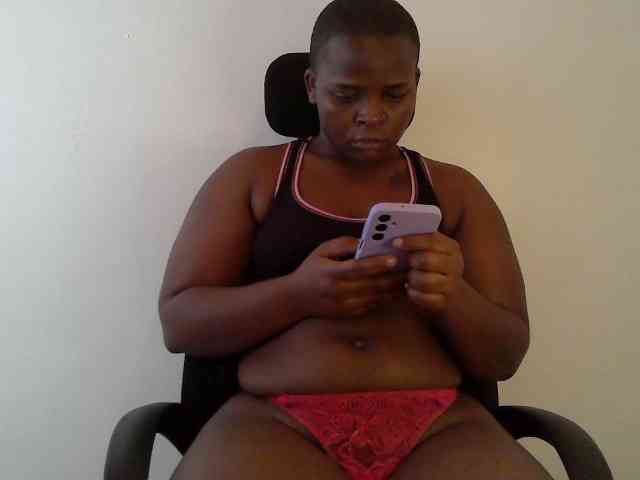 Queen-venny webcam