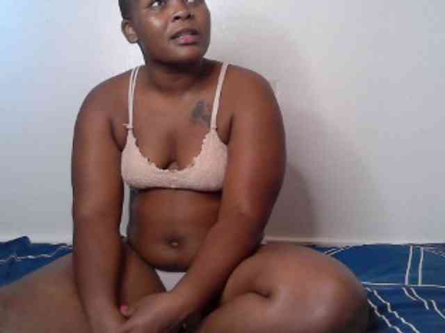 Queen-venny webcam