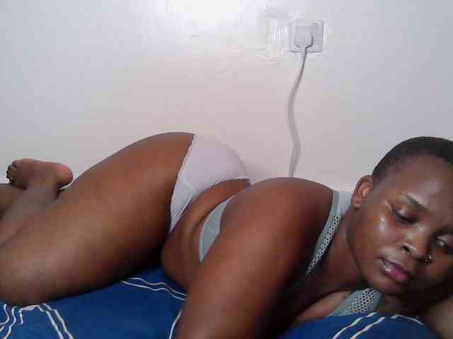 Queen-venny webcam