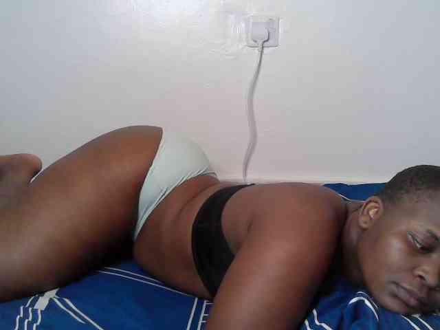 Queen-venny webcam
