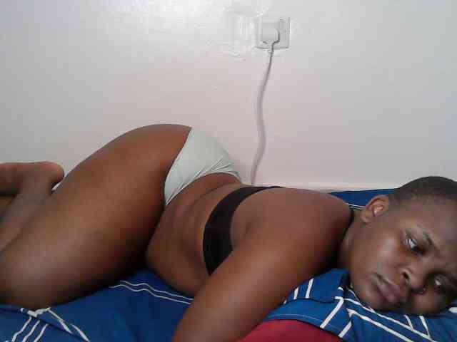 Queen-venny webcam