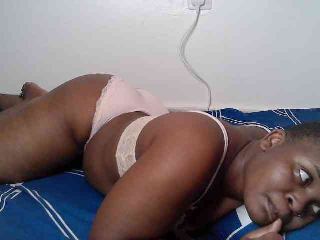 Queen-venny webcam